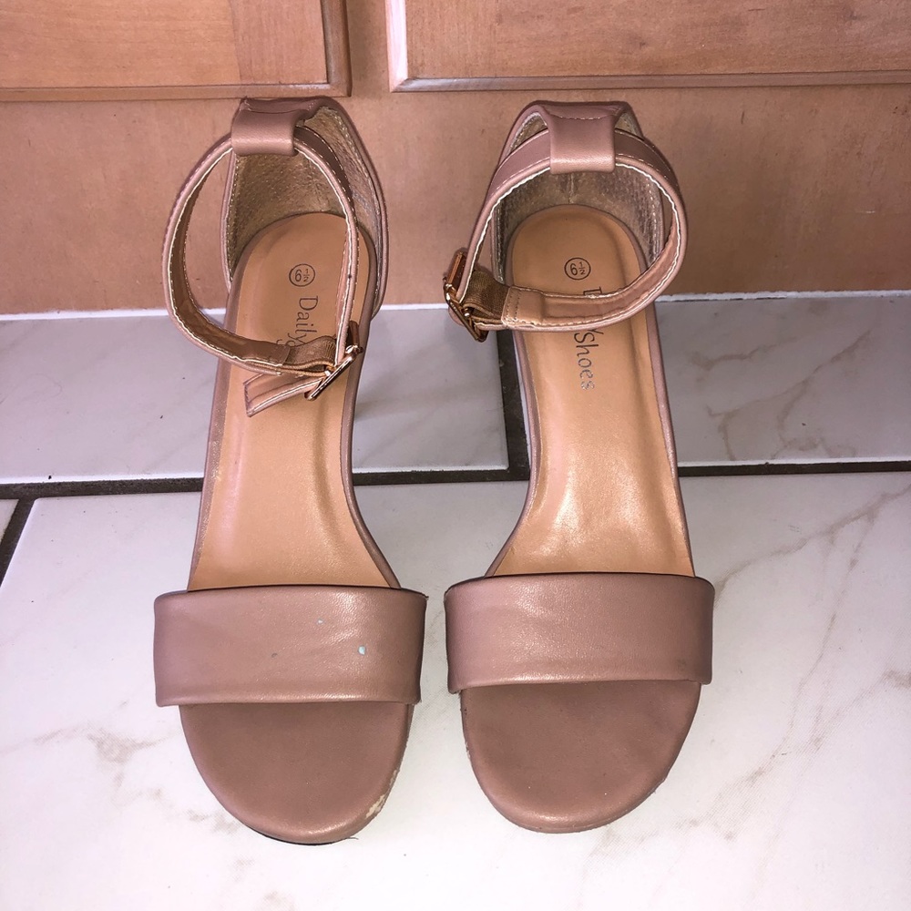 Simple Thick Strap Nude Heels